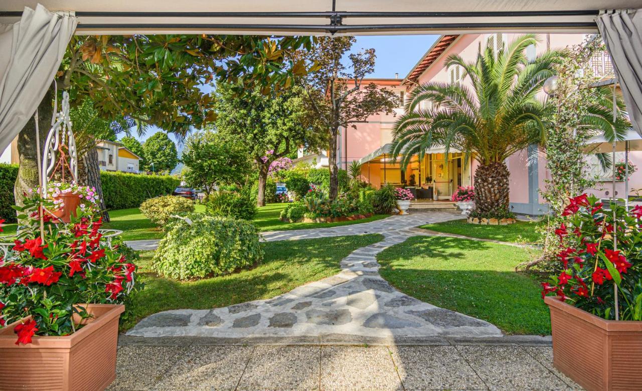 Hotel Ambra Forte dei Marmi Exterior photo