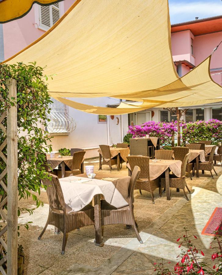 Hotel Ambra Forte dei Marmi Exterior photo